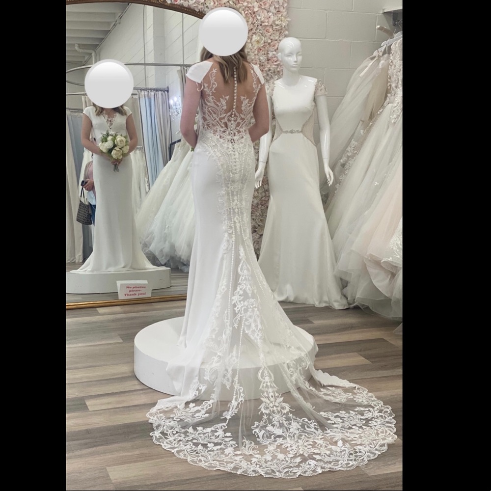 NWT Pronovias Dress & Appliqués, Size 0, Off White